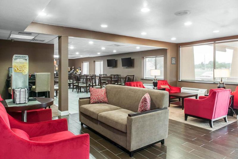 Days Inn By Wyndham Fort Wayne Extérieur photo