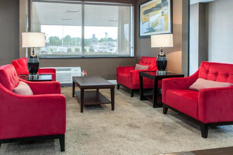 Days Inn By Wyndham Fort Wayne Extérieur photo